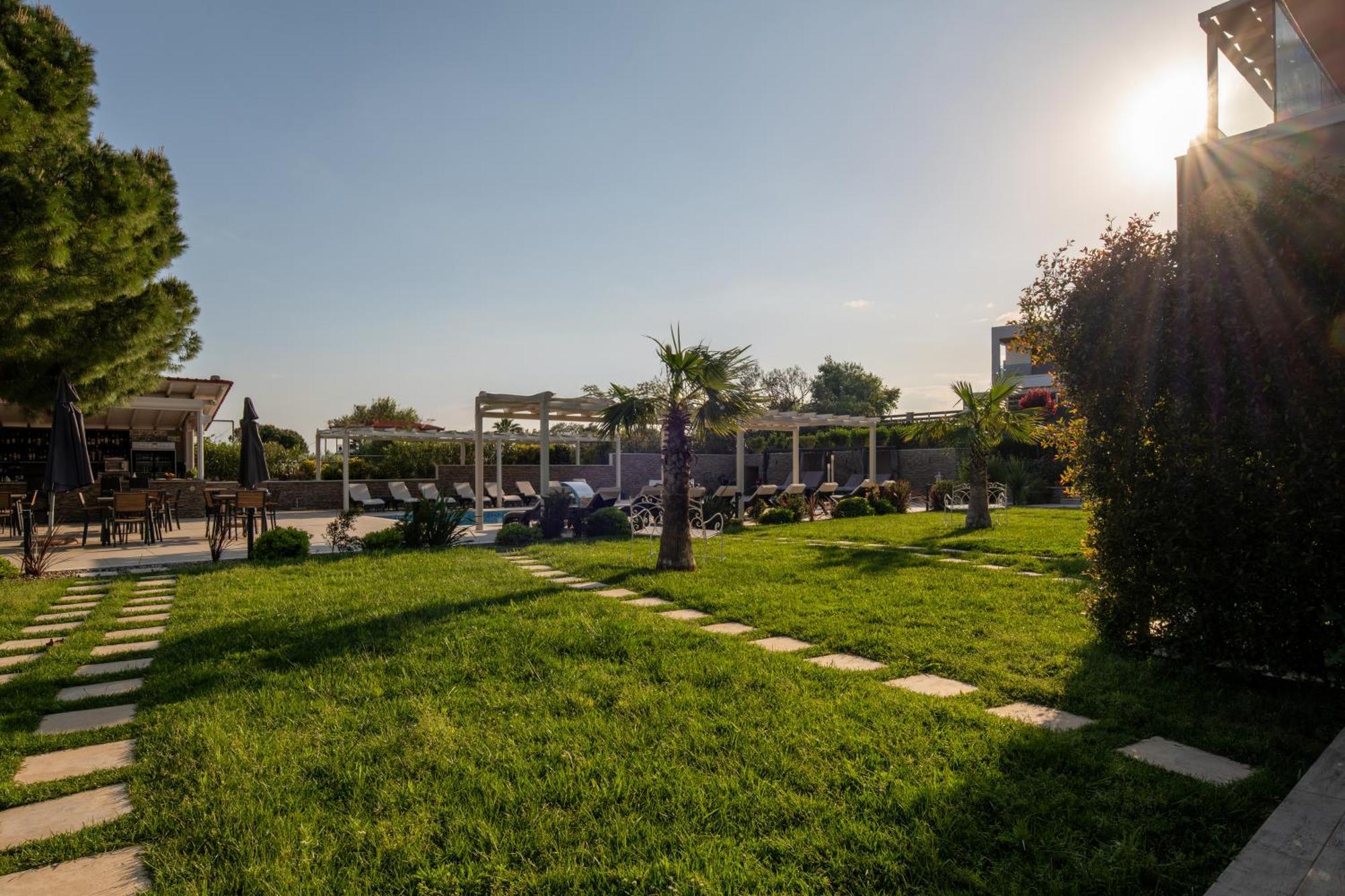 Villa Sara Nikiti  Dış mekan fotoğraf